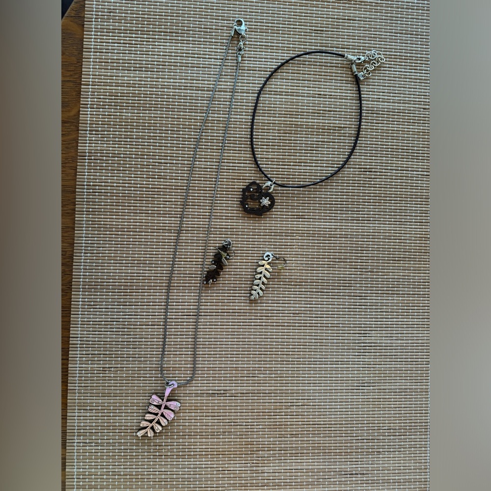 Brighton reversible necklace & earrings. Necklace worn together or separated.